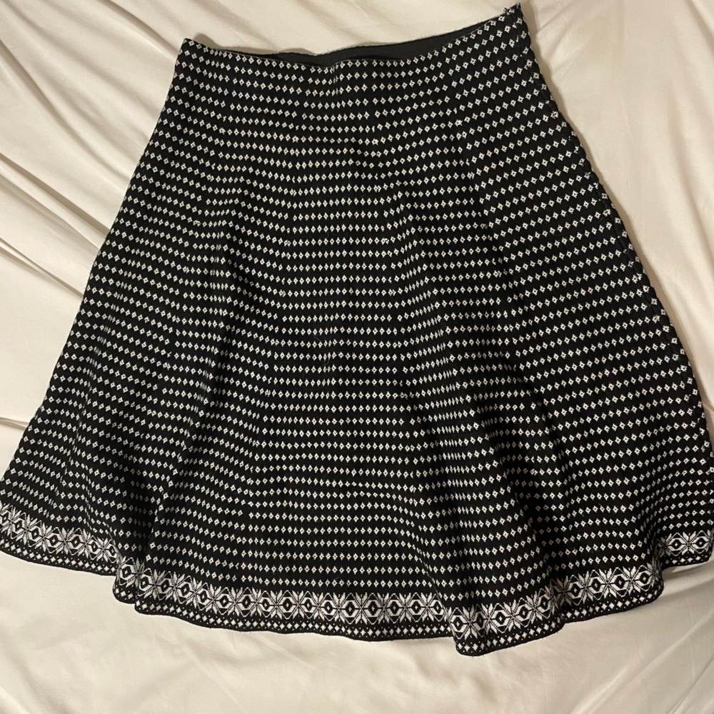 Vila Milano knit sweater skirt size small